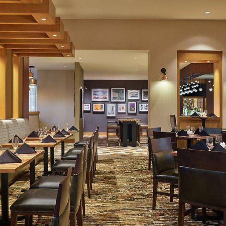 Отель Doubletree By Hilton Houston Intercontinental Airport Экстерьер фото