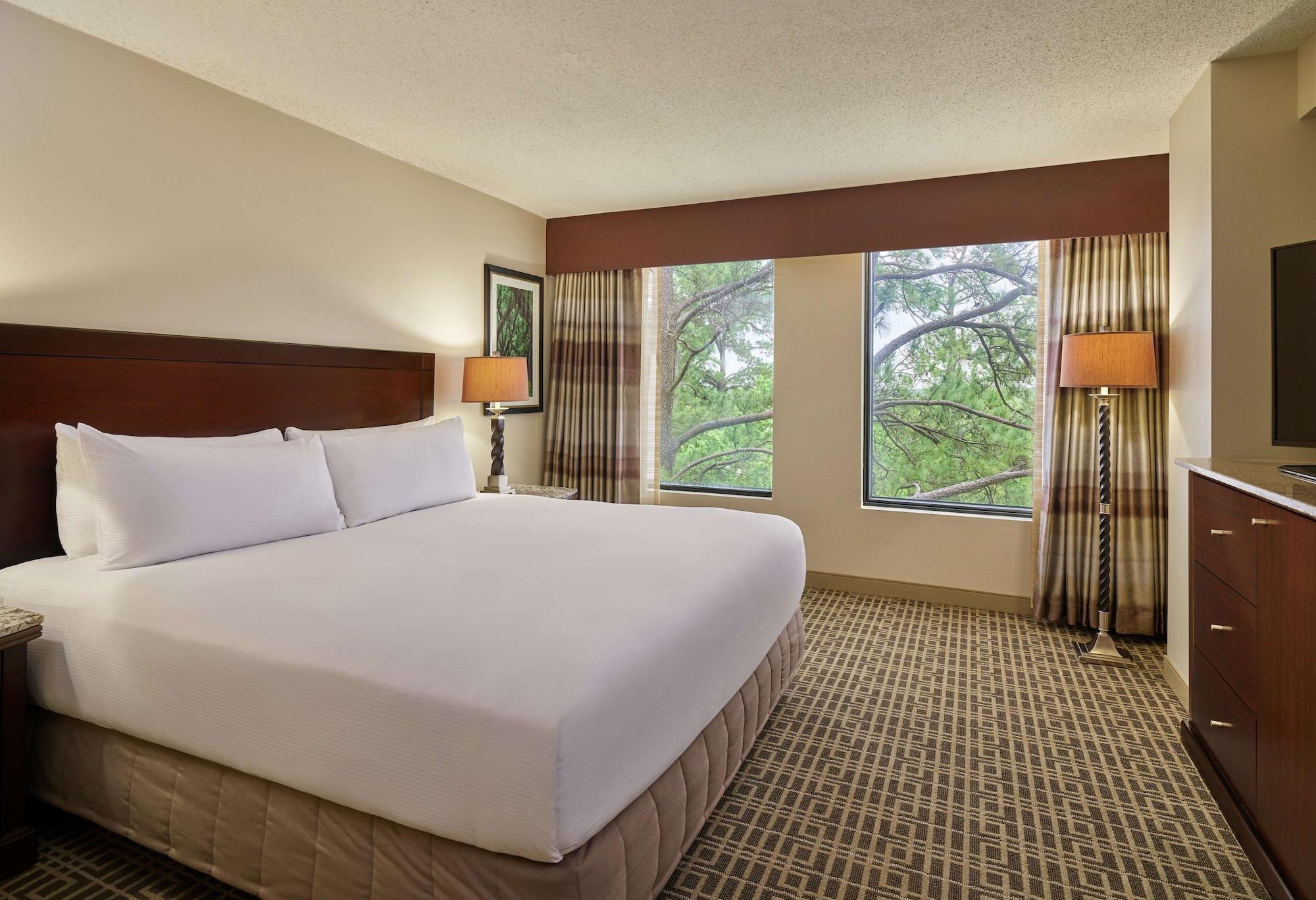 Отель Doubletree By Hilton Houston Intercontinental Airport Экстерьер фото