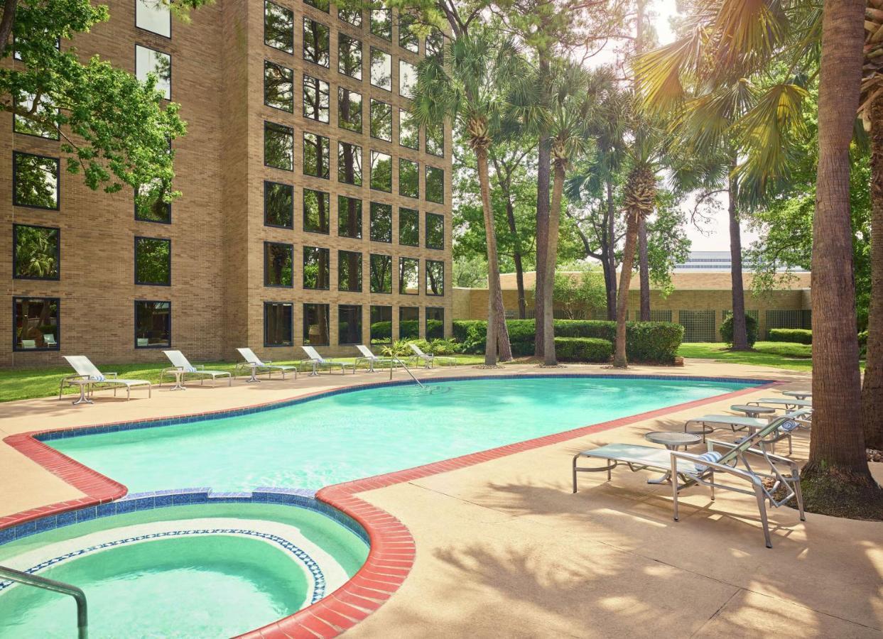 Отель Doubletree By Hilton Houston Intercontinental Airport Экстерьер фото