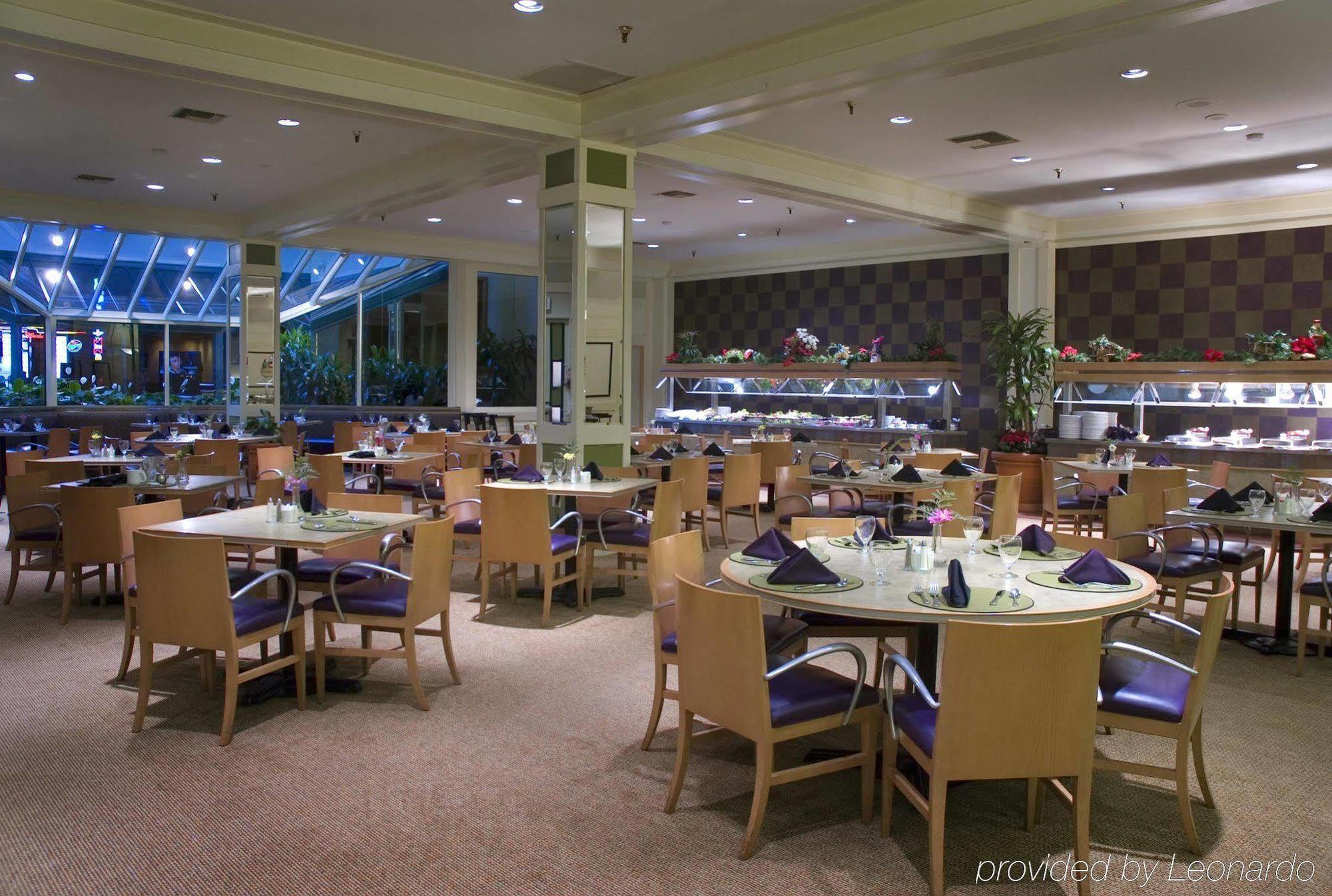 Отель Doubletree By Hilton Houston Intercontinental Airport Экстерьер фото