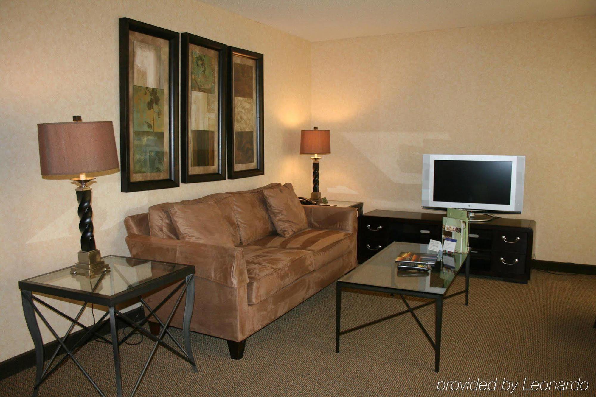 Отель Doubletree By Hilton Houston Intercontinental Airport Экстерьер фото