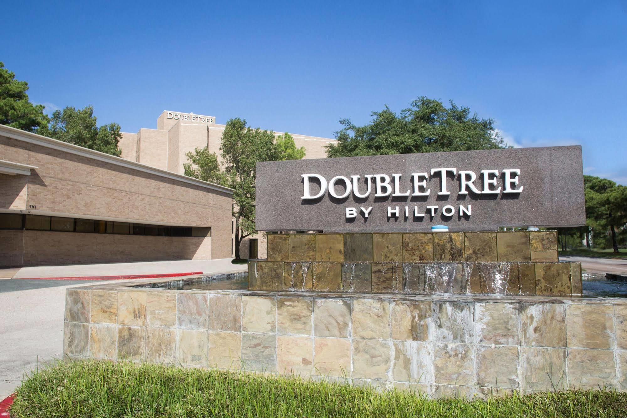 Отель Doubletree By Hilton Houston Intercontinental Airport Экстерьер фото